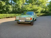 Gebraucht Mercedes 280 156 PS (114 kW) 1977 Grün Coupé