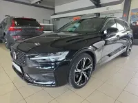 Gebraucht Volvo V60 Plus 197 PS (144 kW) 2023 Schwarz Kombi