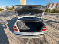 Second-hand BMW 318 143 CP (105 kW) 2004 Argintiu Berlinǎ