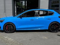 Neu Ford Focus ST 280 PS (205 kW) 2025 Blau Limousine