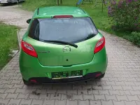 Usata Mazda 2 103 CV (75 kW) 2009 Verde Utilitaria