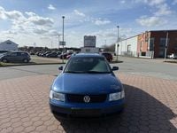 Gebraucht VW Passat 101 PS (74 kW) 1999 Blau Kombi