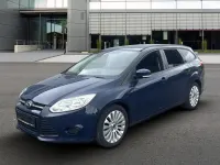 Gebraucht Ford Focus Ambiente 101 PS (74 kW) 2014 Blau Limousine