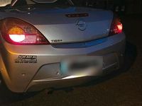 Gebraucht Opel Tigra 90 PS (66 kW) 2007 Silber Cabrio