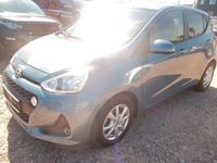 Gebraucht Hyundai i10 YES! 87 PS (63 kW) 2017 Blau Kleinwagen