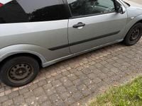 Gebraucht Ford Focus 75 PS (55 kW) 2004 Silber Limousine