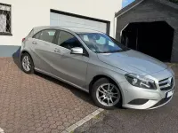 Gebraucht Mercedes A160 Urban 90 PS (66 kW) 2014 Schwarz Kleinwagen