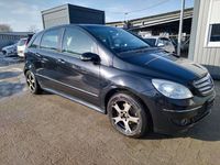 Gebraucht Mercedes B200 136 PS (100 kW) 2005 Schwarz Van / Kleinbus