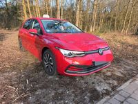 Gebraucht VW Golf VIII Active 131 PS (96 kW) 2022 Rot Kleinwagen
