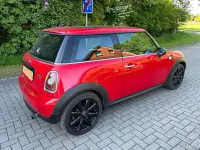 Brugt Mini ONE 75 HK (55 kW) 2009 Rød Hatchback