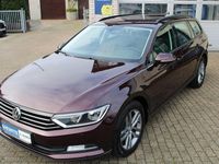 Gebraucht VW Passat Trendline 120 PS (88 kW) 2018 Rot Kombi