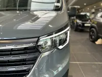 Neu Renault Trafic Komfort 131 PS (96 kW) 2026 Schiefergrau (grau) Van / Kleinbus