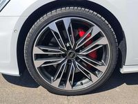 Gebraucht Audi A6 S-Line 367 PS (269 kW) 2024 Weiß Kombi