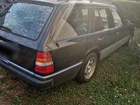 Gebraucht Mercedes 300 178 PS (130 kW) 1992 Schwarz Kombi