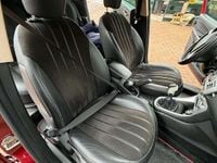 Gebraucht Lancia Delta 150 PS (110 kW) 2008 Rot Kleinwagen