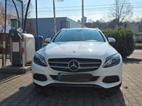 Gebraucht Mercedes C180 156 PS (114 kW) 2017 Weiß Limousine