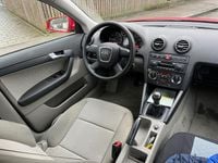Gebraucht Audi A3 Attraction 140 PS (102 kW) 2006 Rot Kleinwagen