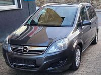 Gebraucht Opel Zafira 116 PS (85 kW) 2009 Karbongrau Van / Kleinbus