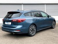 Gebraucht Ford Focus Titanium 125 PS (91 kW) 2024 Blau Limousine