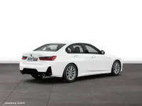 Gebraucht BMW 330e M Sport 292 PS (214 kW) 2025 Weiß Limousine