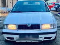 Gebraucht Skoda Octavia 125 PS (91 kW) 2000 Weiß Limousine