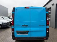 Gebraucht Renault Trafic Komfort 150 PS (110 kW) 2022 Blau Van / Kleinbus