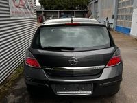 Gebraucht Opel Astra 90 PS (66 kW) 2009 Grau Limousine