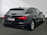 Gebraucht Audi A4 Design 163 PS (119 kW) 2023 Mythosschwarz metallic Kombi