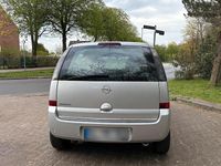 Gebraucht Opel Meriva 105 PS (77 kW) 2010 Silber Van / Kleinbus