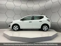 Neu Dacia Sandero Essentiel 67 PS (49 kW) 2026 Weiß Limousine