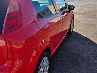 Gebraucht Fiat Punto 69 PS (50 kW) 2016 Rot Kleinwagen