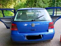 Gebraucht VW Golf IV 90 PS (66 kW) 2000 Blau Kleinwagen
