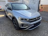 Usado VW T-Roc Style 150 HP (110 kW) 2023 Prateado SUV