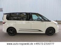 Gebraucht VW Multivan Edition 150 PS (110 kW) 2023 Weiß Van