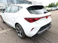 Neu Cupra Leon 150 PS (110 kW) 2026 Glacial weiß metallic Limousine