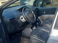 Gebraucht Renault Modus Night&Day 103 PS (75 kW) 2011 Silber Van / Kleinbus