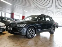 Gebraucht VW Tiguan Life 245 PS (180 kW) 2021 Deepblackperleffekt SUV