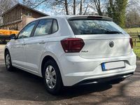 Gebraucht VW Polo Trendline 65 PS (47 kW) 2018 Weiß Kleinwagen