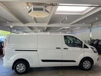 Usata Ford Transit Custom 131 CV (96 kW) 2020 Bianco Monovolume