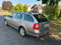 Gebraucht Skoda Octavia Ambiente 140 PS (102 kW) 2010 Silber Kombi