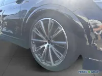 Gebraucht Audi Q8 S-Line 286 PS (210 kW) 2024 Mythosschwarz metallic SUV