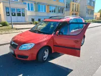 Gebraucht Skoda Roomster 105 PS (77 kW) 2010 Rot Van / Kleinbus