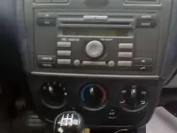 Gebraucht Ford Fiesta Ambiente 60 PS (44 kW) 2006 Blau Kleinwagen