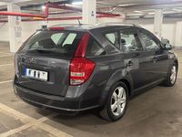 Gebraucht Kia Ceed 125 PS (91 kW) 2011 Grau Kleinwagen