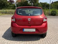 Gebraucht Dacia Sandero Ambiance 75 PS (55 kW) 2014 Rot Limousine