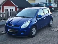 Gebraucht Hyundai i20 Edition+ 77 PS (56 kW) 2011 Blau Kleinwagen