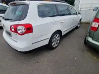 Gebraucht VW Passat 110 PS (80 kW) 2010 Weiß Kombi