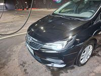 Gebraucht Opel Astra Design & Tech 107 PS (78 kW) 2021 Schwarz Kombi