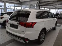 Gebraucht Mitsubishi Outlander Active 150 PS (110 kW) 2019 Weiß SUV