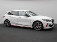 Gebraucht BMW 128 M Sport 265 PS (194 kW) 2024 Alpinweiss uni300 Limousine